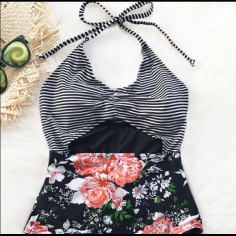 NWOT Cupshe one piece bathing suit